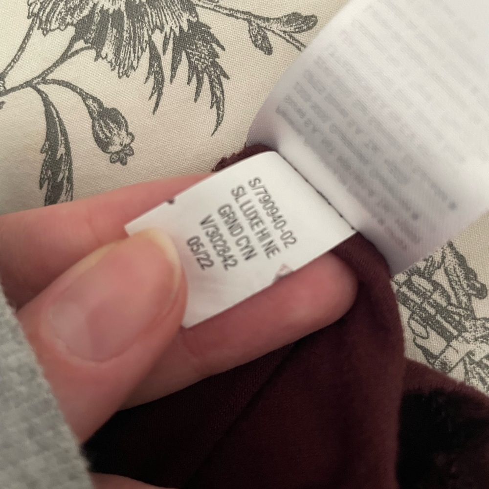 Old Navy Luxe High Neck Tank Top - Picture 7 of 8